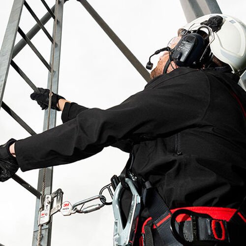 Emniyet Kemerleri ve Yüksekte Çalışma Ekipmanları